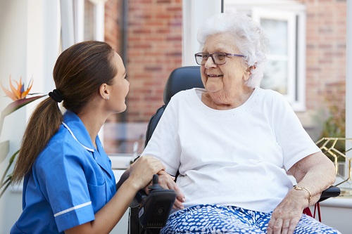 résidence pour senior aux Alpes-Maritimes